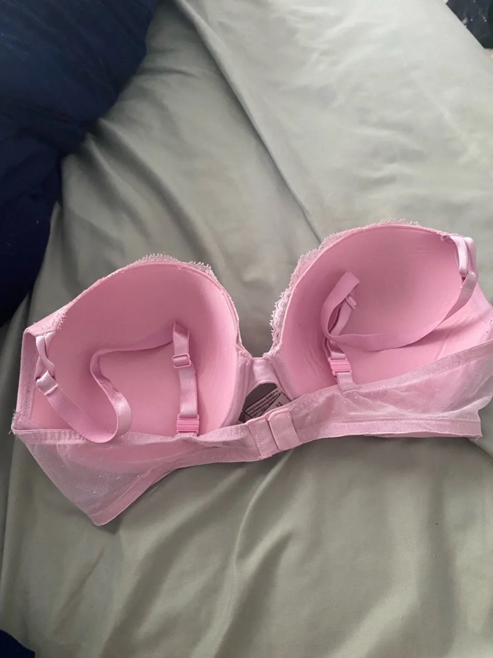 Vs bra - Picture 2 of 3